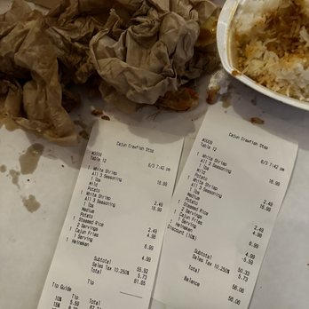 Cajun Crawfish Stop - Horrible service - Cajun/Creole Near Me - Covina, California