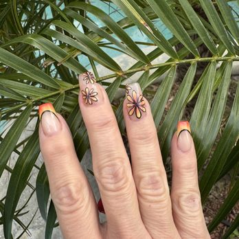 Lemihe Nails Salon - daisy nails - Nail Salons Near Me - Chino, California Lemihe Nails Salon - daisy nails - Nail Salons Near Me - Chino, California