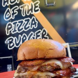 Pizza burger