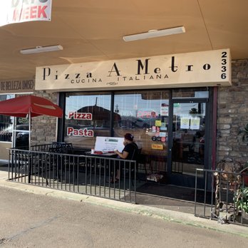 Pizza A Metro - Outside view - Italian Near Me - Phoenix, Arizona Pizza A Metro - Outside view - Italian Near Me - Phoenix, Arizona