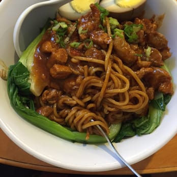 Taiwan Noodle - Spicy diced pork lo mein - Taiwanese Near Me - Albany, New York Taiwan Noodle - Spicy diced pork lo mein - Taiwanese Near Me - Albany, New York
