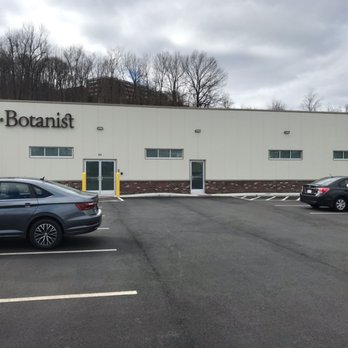 The Botanist Worcester - Exterior & Parking Lot - Cannabis Dispensaries Near Me - Worcester, Massachusetts The Botanist Worcester - Exterior & Parking Lot - Cannabis Dispensaries Near Me - Worcester, Massachusetts