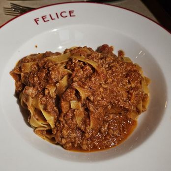 Felice West Palm Beach - Fettuccine alla Bolognese - Italian Near Me - West Palm Beach, Florida Felice West Palm Beach - Fettuccine alla Bolognese - Italian Near Me - West Palm Beach, Florida