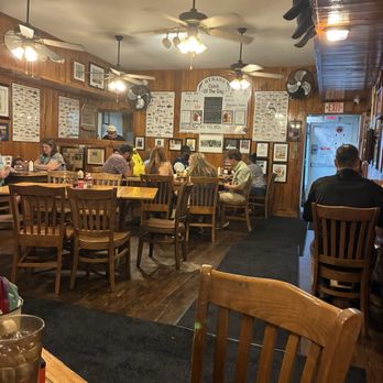Hyman's Seafood - Inside - Seafood Near Me - Charleston, South Carolina Hyman's Seafood - Inside - Seafood Near Me - Charleston, South Carolina