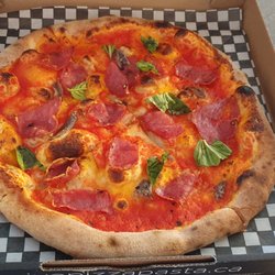Vivo Pizza + Pasta