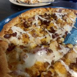 Chicken bacon ranch pizza