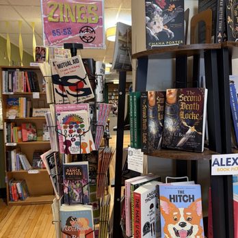 Aaron's Books - Bookstores Near Me - Lititz, Pennsylvania Aaron's Books - Bookstores Near Me - Lititz, Pennsylvania