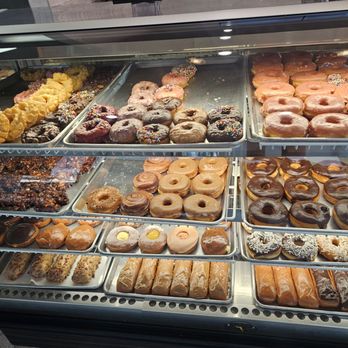 Dee’s Donuts & Pastry - Donuts Near Me - Las Vegas, Nevada Dee’s Donuts & Pastry - Donuts Near Me - Las Vegas, Nevada