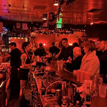 The Redroom Cocktail Lounge