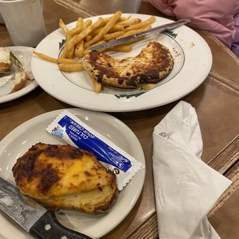 Sunfield's Restaurant - Burnt food - Breakfast & Brunch Near Me - Yorkville, Illinois