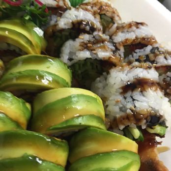 Sushi On Roncy - Sushi Bars Near Me - Toronto, Ontario