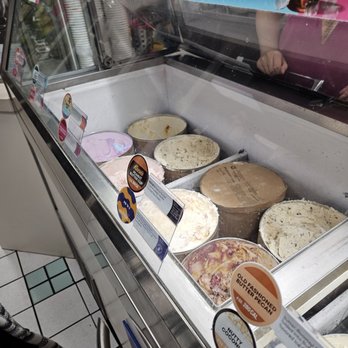 Baskin-Robbins - Flavors - Ice Cream & Frozen Yogurt Near Me - San Fernando, California Baskin-Robbins - Flavors - Ice Cream & Frozen Yogurt Near Me - San Fernando, California