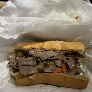 Gio's Chicago Pizza - Italian Beef - Pizza Near Me - Nashville, Tennessee Gio's Chicago Pizza - Italian Beef - Pizza Near Me - Nashville, Tennessee