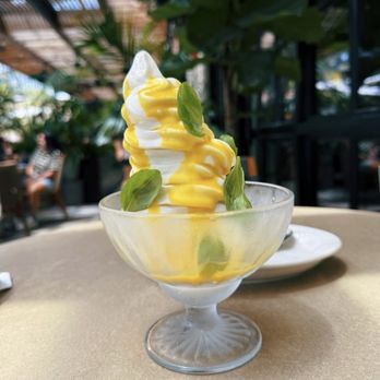 Aba - Frozen yogurt - Mediterranean Near Me - Chicago, Illinois
