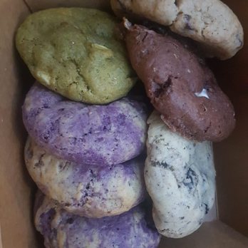 The Night Baker - Mistachio, Ooh Bae, Campfire Smores, Milk and Oreo, Classic - Food Delivery Services Near Me - Toronto, Ontario