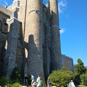 Hammond Castle Museum - Museums Near Me - Gloucester, Massachusetts
