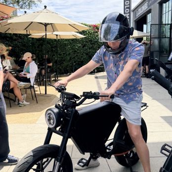 ONYX Motors - Testing it out! - Bikes Near Me - Los Angeles, California ONYX Motors - Testing it out! - Bikes Near Me - Los Angeles, California