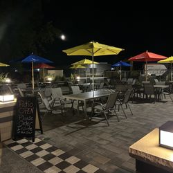 Raceway Bar & Grill