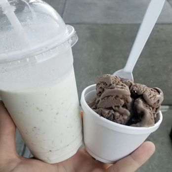 Ocala's Chocolates & Confections - They have milkshakes AND Mexican Ice cream - Chocolatiers & Shops Near Me - Ocala, Florida Ocala's Chocolates & Confections - They have milkshakes AND Mexican Ice cream - Chocolatiers & Shops Near Me - Ocala, Florida