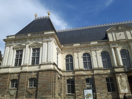 Parlement de Bretagne by null