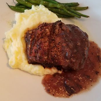 Indigo Moon - Filet mignon - New American Near Me - Cambria, California