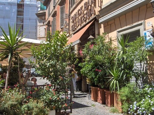 Bar Gelateria “Alberto Pica” dal 1971 by null