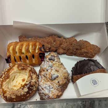 Paris Baguette - Bakeries Near Me - Allen, Texas Paris Baguette - Bakeries Near Me - Allen, Texas