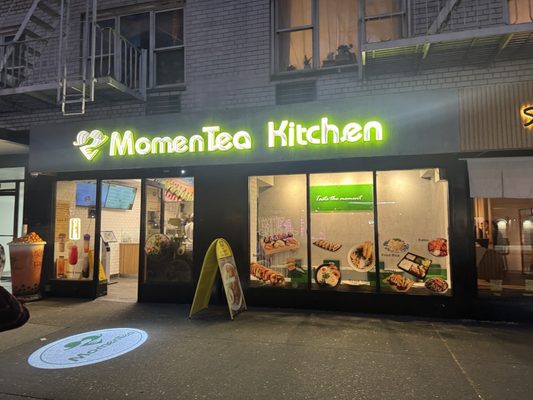 MomenTea Kitchen - W 14th St by null