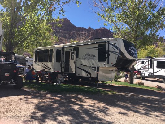 Spanish Trail RV Park Inc by null