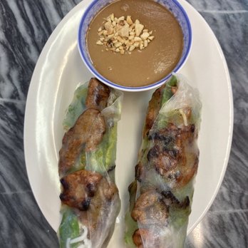 2000 Vietnam Restaurant - Fresh Spring Roll with grilled beef - Vietnamese Near Me - Albuquerque, New Mexico