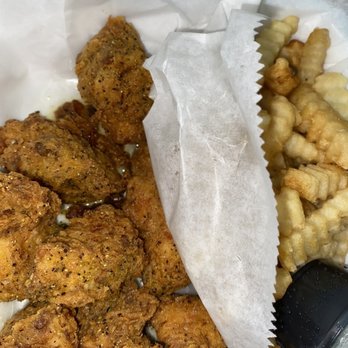 North River Tavern - Lemon pepper boneless wings - Dive Bars Near Me - Sandy Springs, Georgia North River Tavern - Lemon pepper boneless wings - Dive Bars Near Me - Sandy Springs, Georgia