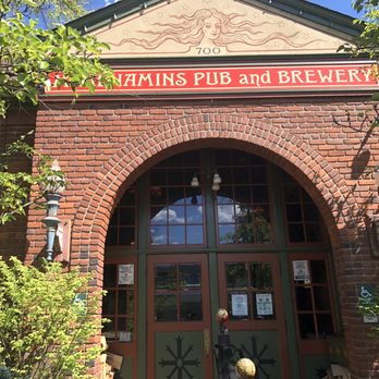 Old St Francis Pub - the entrance to the building - Bars Near Me - Bend, Oregon Old St Francis Pub - the entrance to the building - Bars Near Me - Bend, Oregon