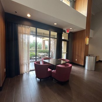 Hampton Inn & Suites Phoenix Tempe - Hotels Near Me - Tempe, Arizona