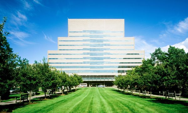Cleveland Clinic - Crile Building by null