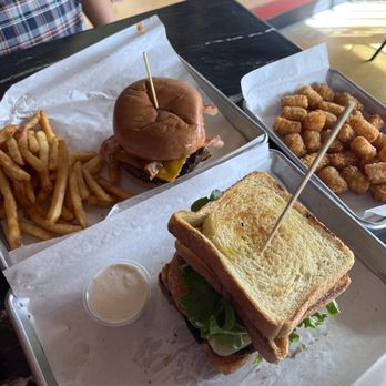 LINDY’S ON 4TH - Updated August 2024 - 532 Photos & 648 Reviews - 500 N ...