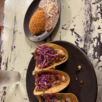 La Piñata Mexican Bar+ Grill - Grilled fish tacos - Mexican Near Me - Jaffrey, New Hampshire La Piñata Mexican Bar+ Grill - Grilled fish tacos - Mexican Near Me - Jaffrey, New Hampshire