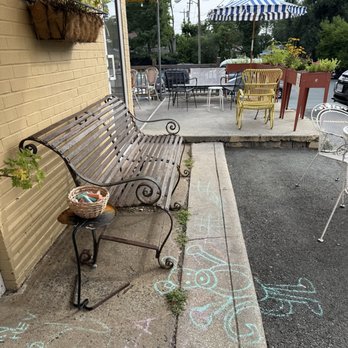 Cou Cou Rachou - Chalk for kids & outdoor seating - Bakeries Near Me - Charlottesville, Virginia Cou Cou Rachou - Chalk for kids & outdoor seating - Bakeries Near Me - Charlottesville, Virginia