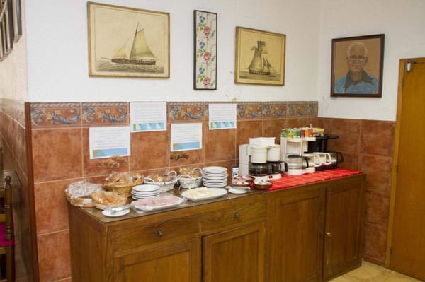 Hostal Ancora by null