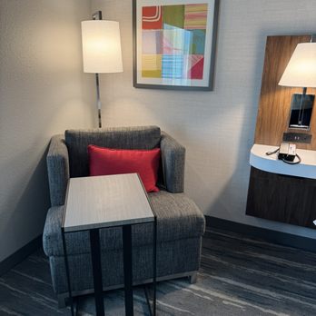 Hampton Inn Concord - Room - Hotels Near Me - Concord, California Hampton Inn Concord - Room - Hotels Near Me - Concord, California