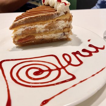 CVI.CHE 105 - Souffle De Crema Chantilly Con Fresas - Seafood Near Me - Miami Beach, Florida CVI.CHE 105 - Souffle De Crema Chantilly Con Fresas - Seafood Near Me - Miami Beach, Florida