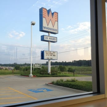 Whataburger - a view of the outside of a restaurant - Fast Food Near Me - Center, Texas