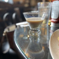 Lisa's Cafe - Banana Split Martini