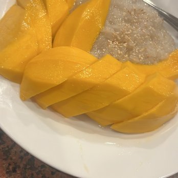 Ipoh Kopitiam - Mango sticky rice - Malaysian Near Me - Alhambra, California