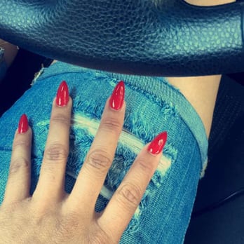 Dainty Nails and Spa - Brian met beyond my expectations on these stilleto nails! love them!! - Nail Salons Near Me - Altamonte Springs, Florida