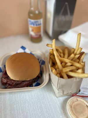 Goldburger Highland Park by null