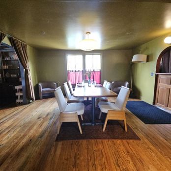 The Dunbar - Main dining room on first floor - New American Near Me - Gainesville, Florida