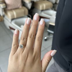 Viv’s Nails