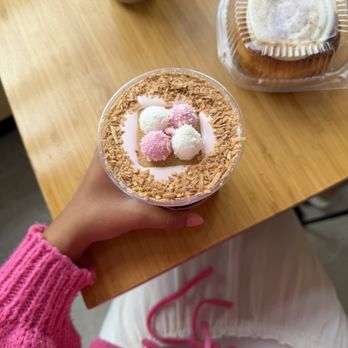 Honey Greens Cafe - This is their Rosie's Sponch Latte & cinnamon roll - Juice Bars & Smoothies Near Me - Downey, California Honey Greens Cafe - This is their Rosie's Sponch Latte & cinnamon roll - Juice Bars & Smoothies Near Me - Downey, California