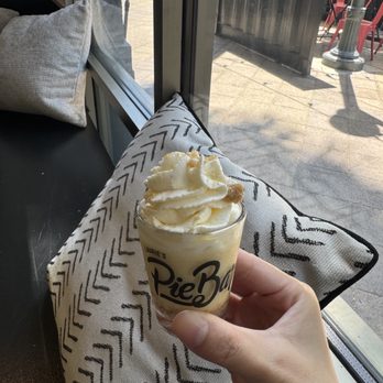 Laurie’s Pie Bar - Bakeries Near Me - Long Beach, California