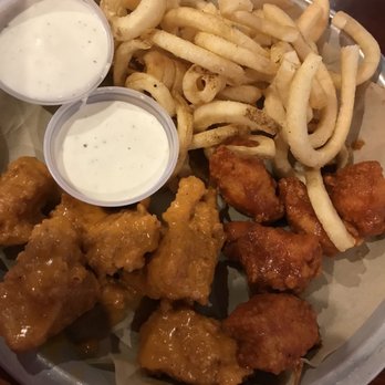 Hooters - Boneless Wings - Sports Bars Near Me - Baton Rouge, Louisiana